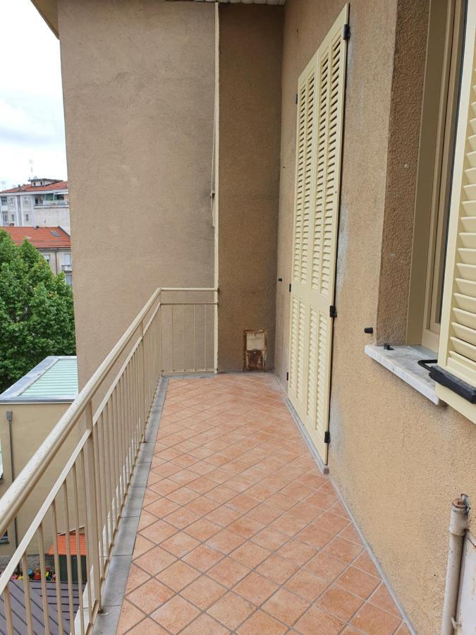 Pellico Stylish Apartments Cuneo Luaran gambar