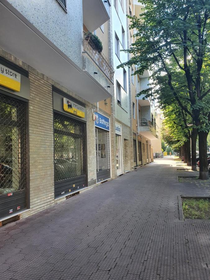 Pellico Stylish Apartments Cuneo Luaran gambar