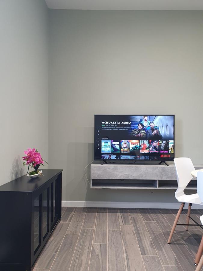 Pellico Stylish Apartments Cuneo Luaran gambar